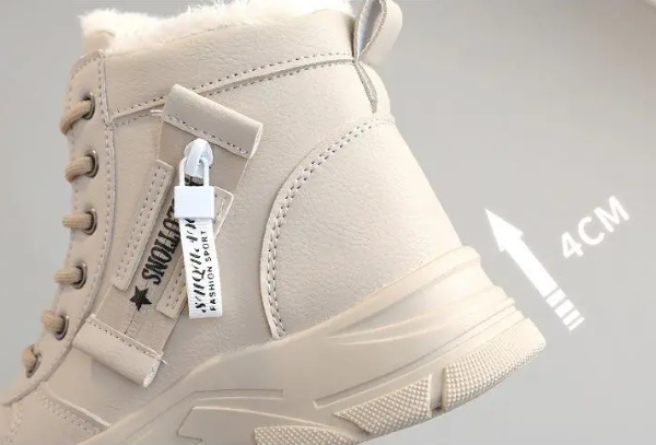 Moteriški žieminiai batai su kailiu ir storu padu