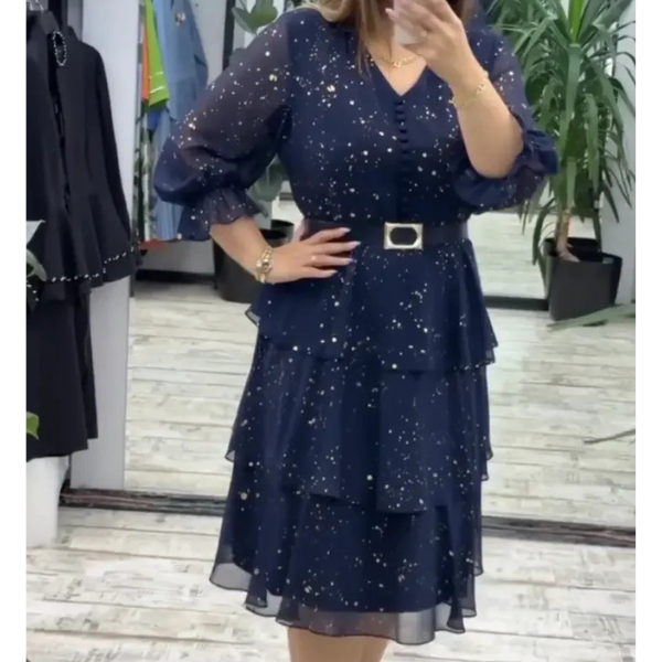 Šifoninė taškuota suknelė kasdieniam elegantiškumui
