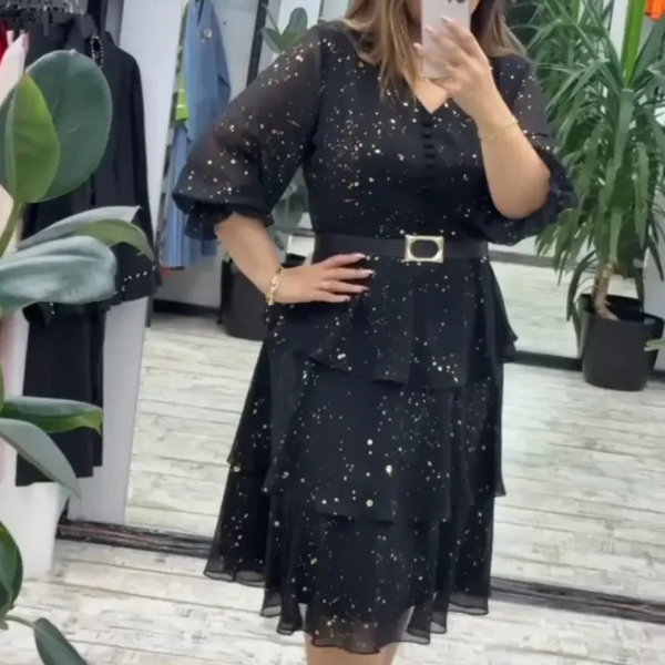 Šifoninė taškuota suknelė kasdieniam elegantiškumui