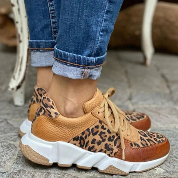 Stilingi bei patogūs leopardo rašto batai