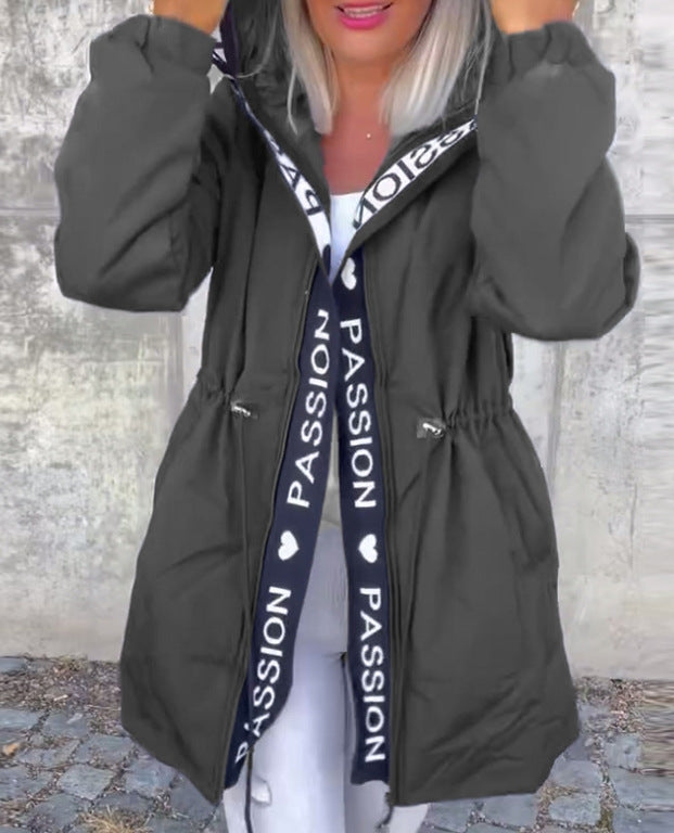 Patogi laisvalaikio striukė