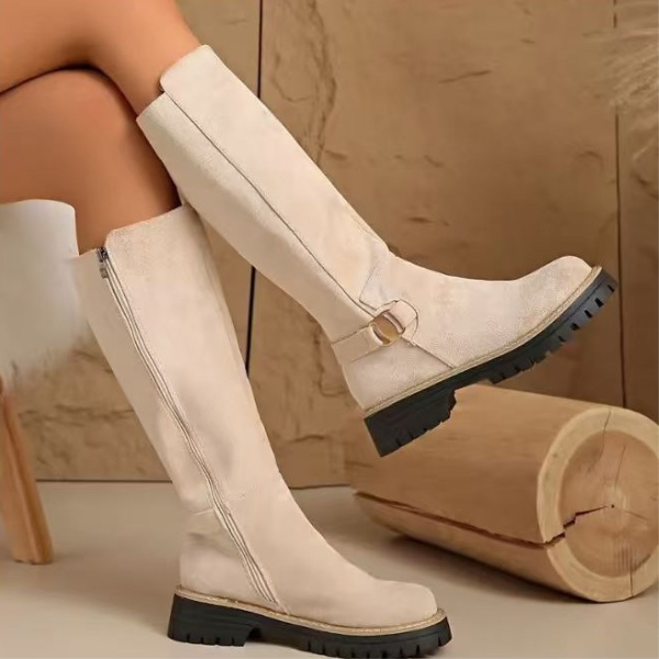 Ilgaauliai batai su neslystančiu storu guminiu padu