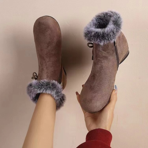 Minkšti odiniai aulinukai su šoniniu užtrauktuku ir pašiltinimu