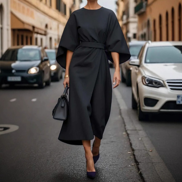 Elegantiška ilga suknelė su pūstomis rankovėmis ir dirželiu