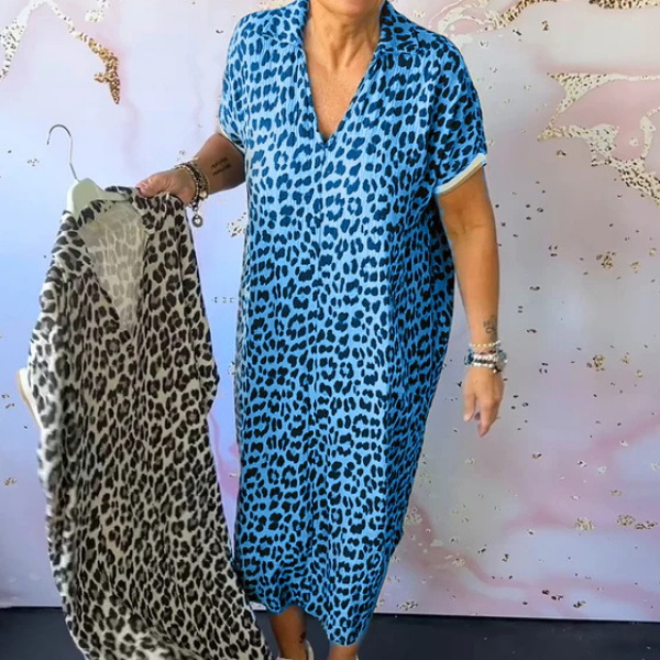 Išskirtinė suknelė trumpomis rankovėmis su leopardo raštu