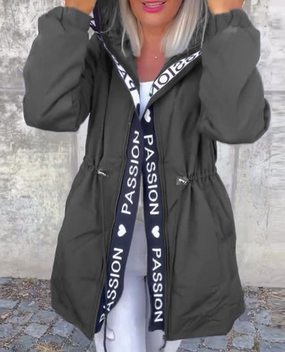 Patogi laisvalaikio striukė